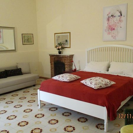 Resort Giardino Degli Aranci - Casa Lisca Baronissi Exteriör bild
