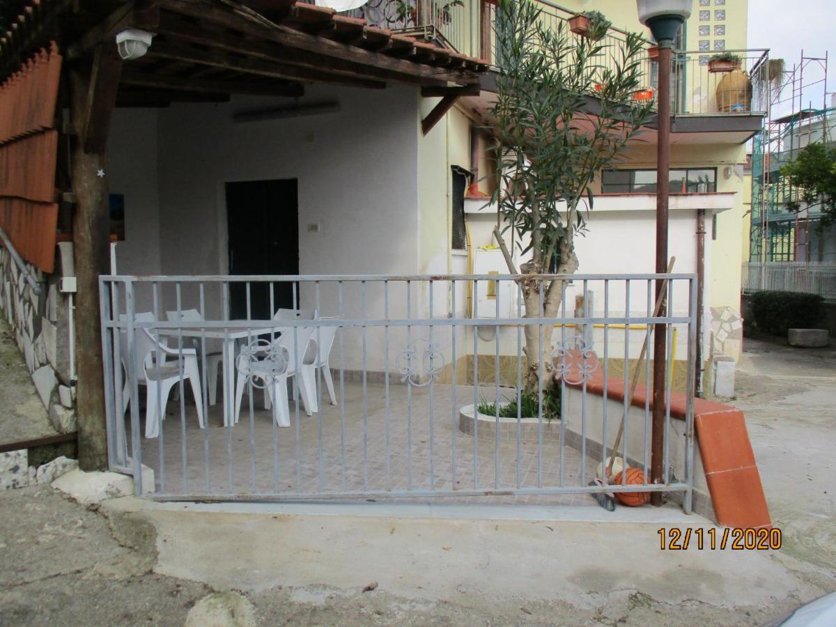 Resort Giardino Degli Aranci - Casa Lisca Baronissi Exteriör bild